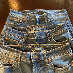 American Eagle Men’s jeans - 3 pair - Excellent Condition.